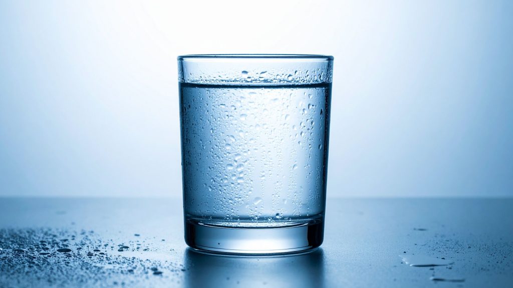 Sistema de ósmosis inversa doméstica para filtración de agua. Servicio de reparación y mantenimiento Solarman.